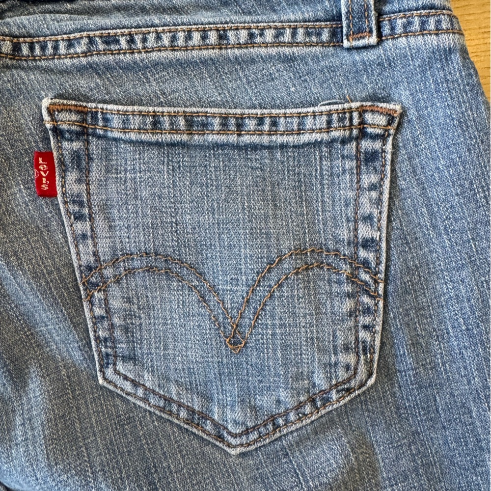 LEVI’S 529 Curvy Boot Cut Jeans. Size 8 SHORT. - Picture 7 of 8